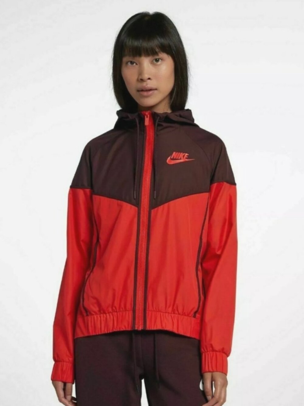 Nike Women’s Size Extra Small Windrunner Windbreaker Hooded Red and Burgundy